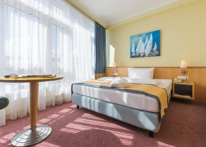 Strand-Hotel Huebner